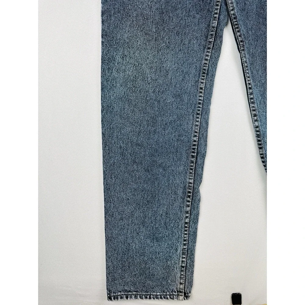Vintage Levi's 550 Relaxed Fit Jeans 34x34 USA Made Stonewash Denim